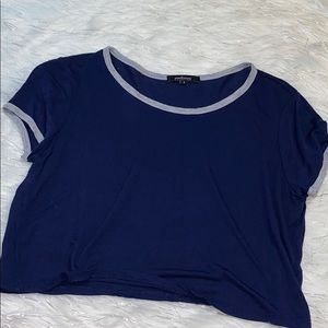 basic navy crop tee